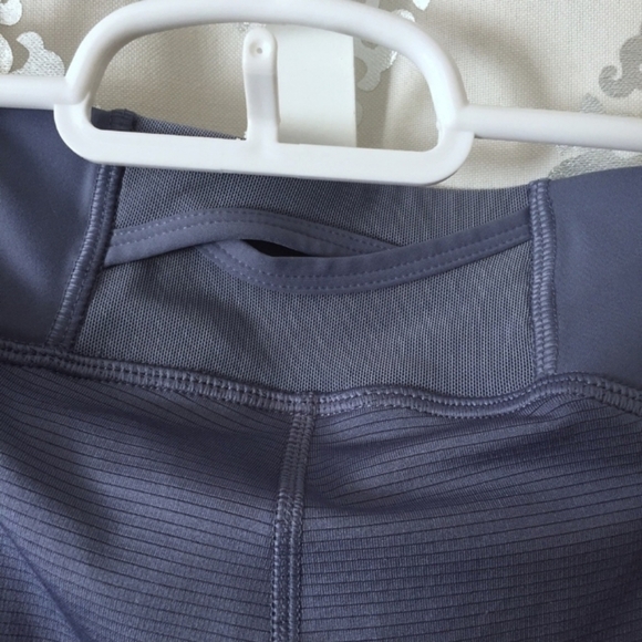 Under Armour Reflective Compression Leggings - Picture 4 of 8